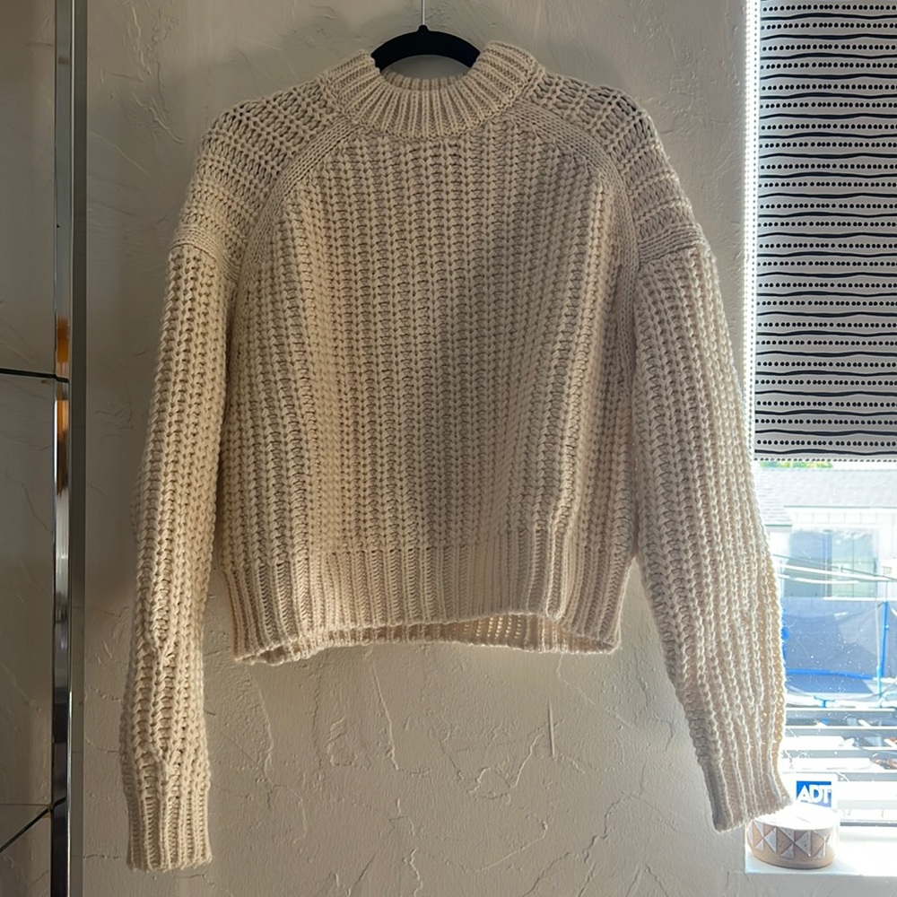 H&M cream crew neck sweater
